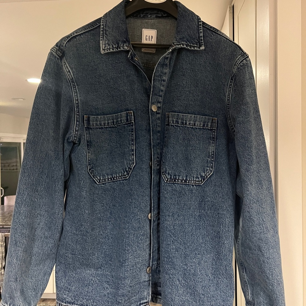 GAP Men's Medium Blue Denim Utility Overshirt